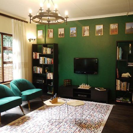 Claires Of Sandton Luxury Guest House Johannesburg Esterno foto