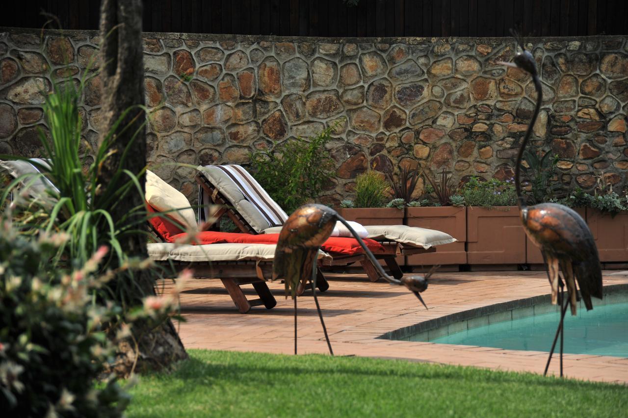 Claires Of Sandton Luxury Guest House Johannesburg Esterno foto