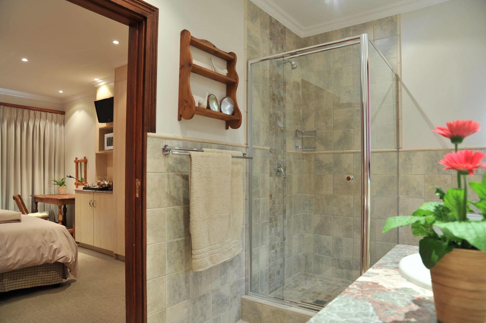 Claires Of Sandton Luxury Guest House Johannesburg Esterno foto