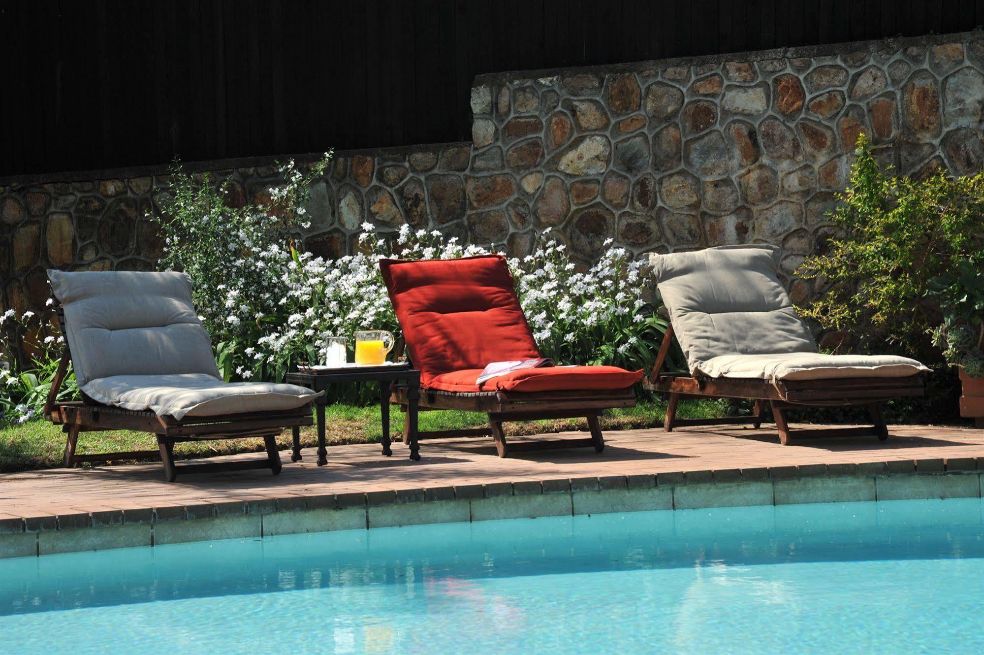 Claires Of Sandton Luxury Guest House Johannesburg Esterno foto